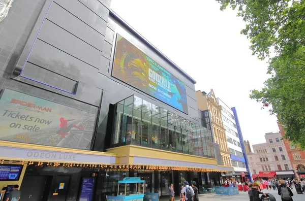 London England June 2019 Unidentified People Visit Odeon Movie Cinema — Stock Photo, Image