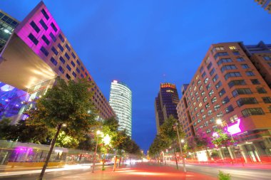 Potsdamer Platz plaza şehir şehir manzarası Berlin Almanya