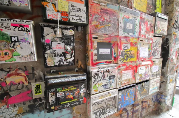 Berlin Tyskland Juni 2019 Post Box Hackescher Market Street Art — Stockfoto