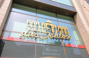 Berlin Almanya - 11 Haziran 2019: Das Schloss alışveriş merkezi Berlin Almanya