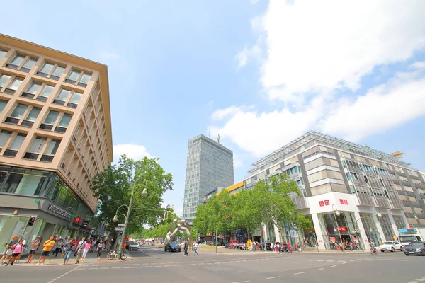 Berlin Germany June 2019 Unidentified People Visit Tiergarten Downtown Shopping — Stock Photo, Image