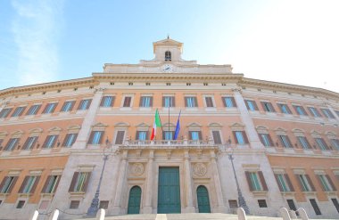 Piazza Montecitorio meydanı Roma İtalya