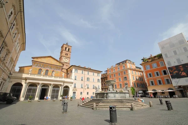 Rome Italy June 2019 Unidentified People Visit Santa Maria Piazza — Stock Photo, Image