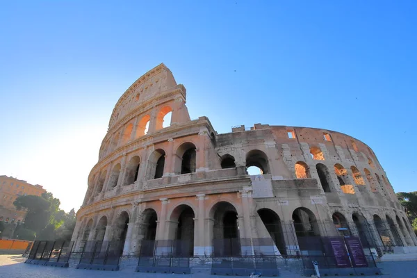 Историческое Здание Колизея Рим Италия — стоковое фото