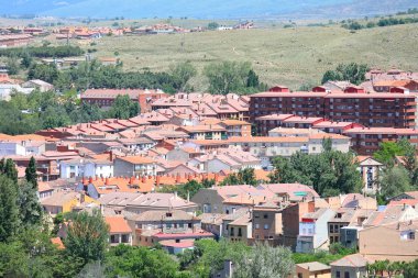 Terracotta çatı kiremitleri bina eski şehir scape Segovia İspanya