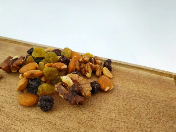 Letecký Pohled Ořechy Dřevě Bílém Pozadí — Stock fotografie