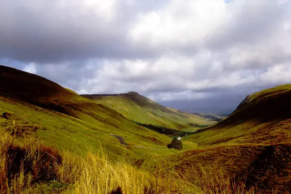 Paisagem Longo Estrada Para Glencolmcilde Através Glengesh Pass — Fotografia de Stock