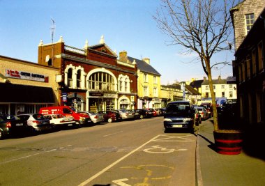 Avrupa: İrlanda: Pearse Caddesi 'ne bak.