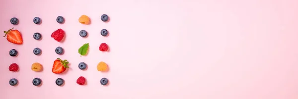 Pattern Berries Pink Background Food Background Summer Berries Creative Minimalism — Stock Photo, Image