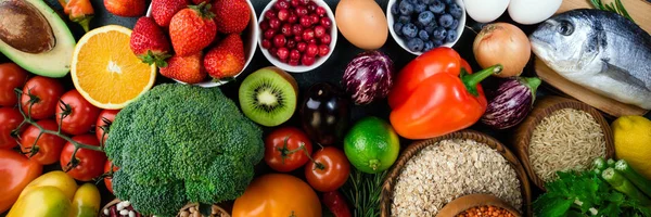 Antecedentes Alimentos Saludables Frutas Frescas Verduras Pescado Bayas Cereales Comida —  Fotos de Stock
