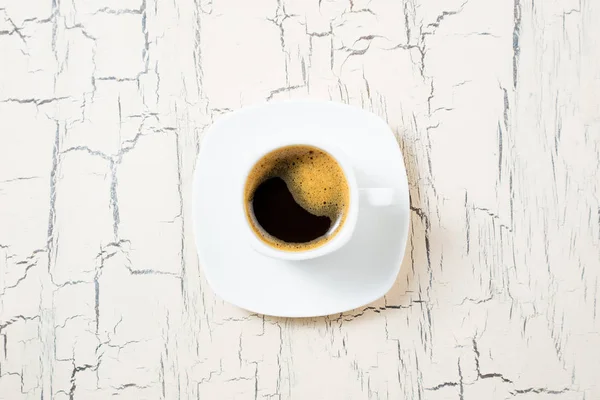 Bir Fincan Kahve Beyaz Mutfak Masasında Kahvaltıda Kahve Espresso Üstten — Stok fotoğraf