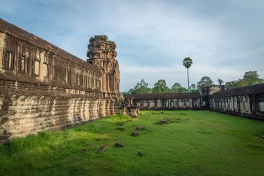 Siem Reap, Kamboçya 'da Angkor Wat' ın içinden güzel bir manzara..