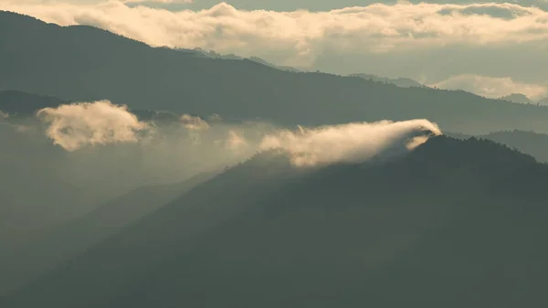 Hermosa Vista Del Amanecer Colina Doi Pha Tang Por Mañana —  Fotos de Stock