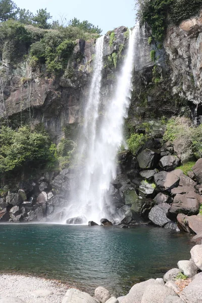 Водопад Чеджу — стоковое фото