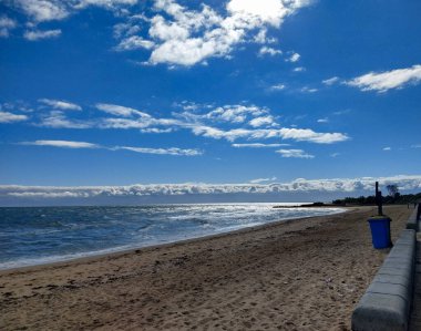 Melbourne plaj manzarası ufukta