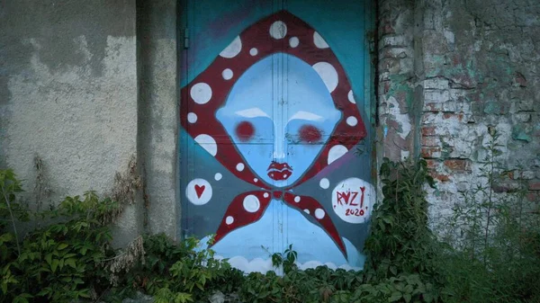 Desenho Cores Graffiti Uma Rapariga Com Cachecol Lenço Vermelho Com — Fotografia de Stock