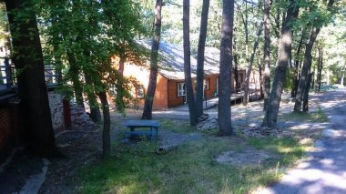 Sağlık, eğlence, eğlence, yarışmalar. Bunların hepsi Sovyet öncü kamplarındaydı. Harika zamanlardı! Öncü kampları yaz tatillerinde, okul tatilleri sırasında düzenlenirdi. Orada 7-15 yaş arası okul çocukları yaşıyordu..