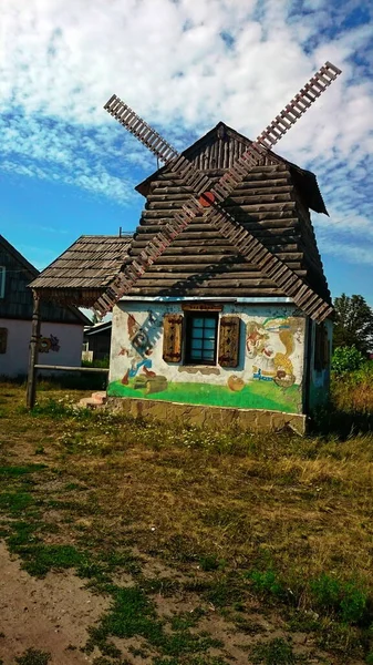 Ancien Moulin Bois Bordure Village Calme Monument Architectural Marche Toujours — Photo