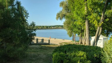 Doğa... düşer. Bulutlar. Gün batımı. Bulutlu gökyüzü. Güzel manzara.