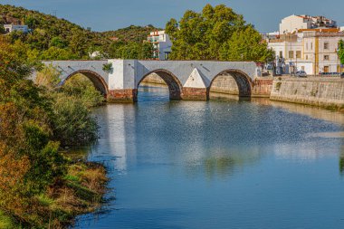 Portekiz 'deki Ponte Romana de Silves Köprüsü