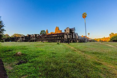 Kamboçya 'da hiç kimsenin olmadığı mistik ve ünlü Anchor Wat kalıntıları