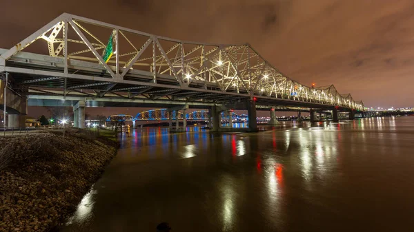 Broar Över Floden Ohio Louisville Natten Våren — Stockfoto