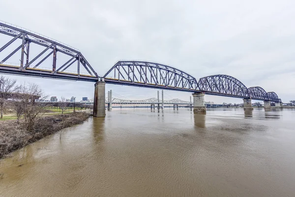 Blick Auf Big Four Bridge Und Ohio River Louisville Bei — Stockfoto