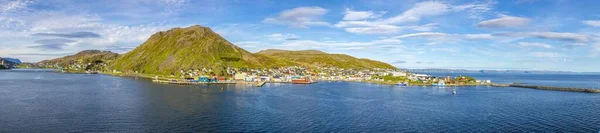 Photo Panoramique Village Norvégien Isolé Honningsvag Près Cap Nord — Photo