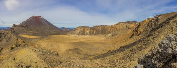 Panoramabild Över Berget Ngauruhoe Nationalparken Tongariro Norra Nya Zeeland — Stockfoto