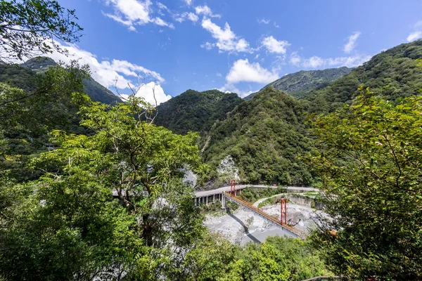 Vista panorámica sobre el área del templo de Xiangde en Taiwán en verano —  Fotos de Stock