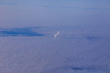 Endüstriyel bacanın hava görüntüsü