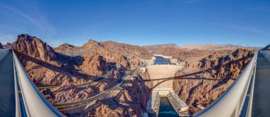 Görüntü Mike O 'Callaghan Pat Tillman Memorial Köprüsü' nden Hoover Barajı 'na