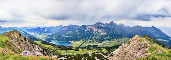 Panoramabild Över Tannheimerdalen Österrike Med Utsikt Över Sjön Halden Och — Stockfoto