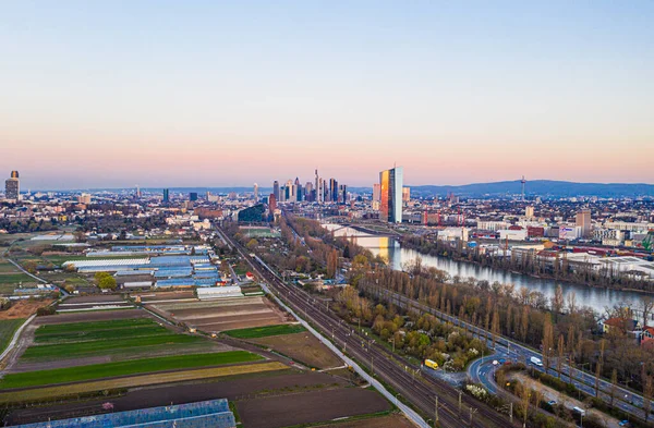 Воздушная Картина Франкфуртского Горизонта Здания Европейского Центрального Банка Восходе Солнца — стоковое фото