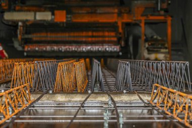 Ön döküm kiriş levhasının resmini kapat