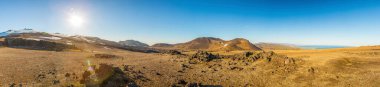 İzlanda 'daki Snaefells yarımadasının üzerindeki Snaefells Joekull volkanından panoramik manzara