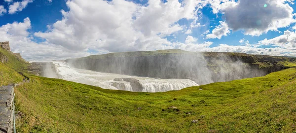 Panoramiczny Obraz Wodospadu Gulfoss Bez Ludzi Latem — Zdjęcie stockowe