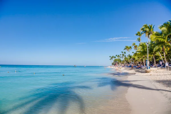 Tropikalna Plaża Karaibskiej Wyspie Domenican Republik — Zdjęcie stockowe
