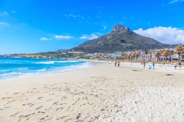 Foto Tirada Camps Bay Beach Direção Cidade Cabo Com Lions — Fotografia de Stock