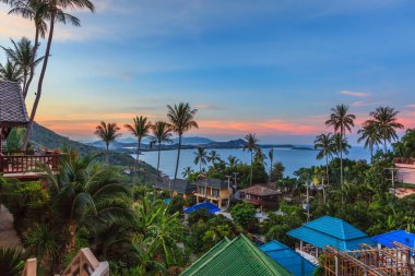 Koh Samui 'deki Chaweng Körfezi' nin fotoğrafı. Kasım 2014 'te Tayland' da çekilmiş.