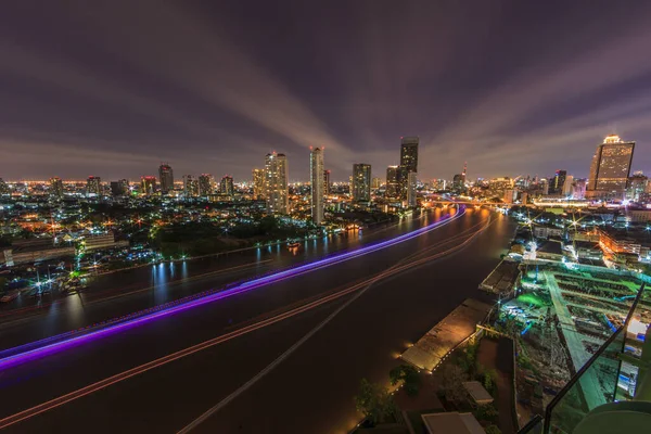 Панорамна Нічна Картина Бангкокського Горизонту Річки Чао Фрая — стокове фото