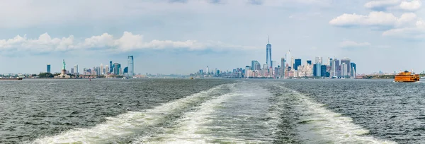 Panorámás Kilátás Manhattan Városára Staten Island Komptól — Stock Fotó