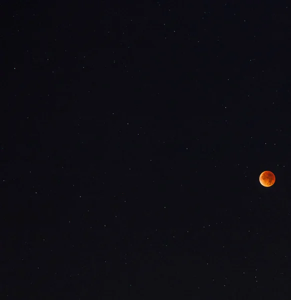 Imagen Cerca Luna Sangre Durante Eclipse Lunar Por Noche — Foto de Stock