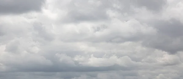 Bild Eines Dunklen Und Bewölkten Himmels Während Des Tages Sommer — Stockfoto