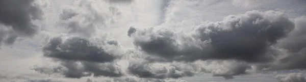 Imagem Céu Escuro Nublado Durante Dia Verão — Fotografia de Stock