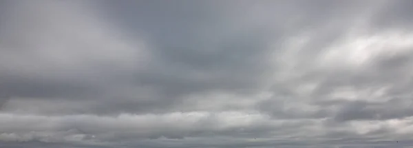 Imagen Cielo Oscuro Nublado Durante Día Verano — Foto de Stock