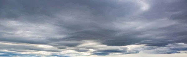 Imagen Cielo Oscuro Nublado Durante Día Verano —  Fotos de Stock