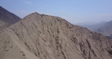 Cieneguilla 'nın hava videosu. Lima Peru kırsalında. And Dağları.