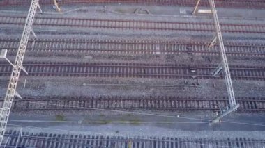 Nyon İsviçre 'deki demiryolu hatlarının havadan görüntüsü