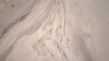 Lima Peru 'daki kurumuş nehir yatağının insansız hava aracıyla yapılan video.. 